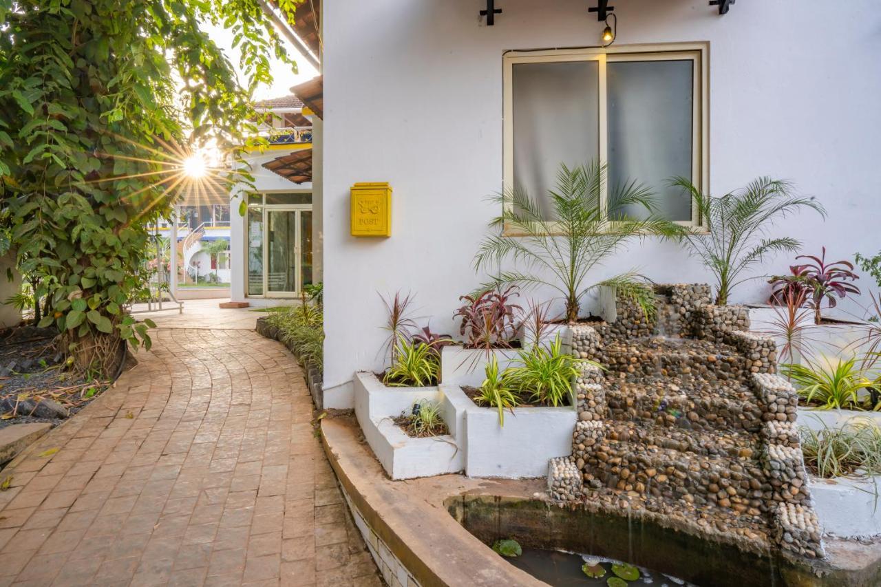 Moustache Goa Luxuria Hostel Vagator Exterior foto